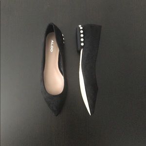 NWT ALDO Rhinestone Suede Flats